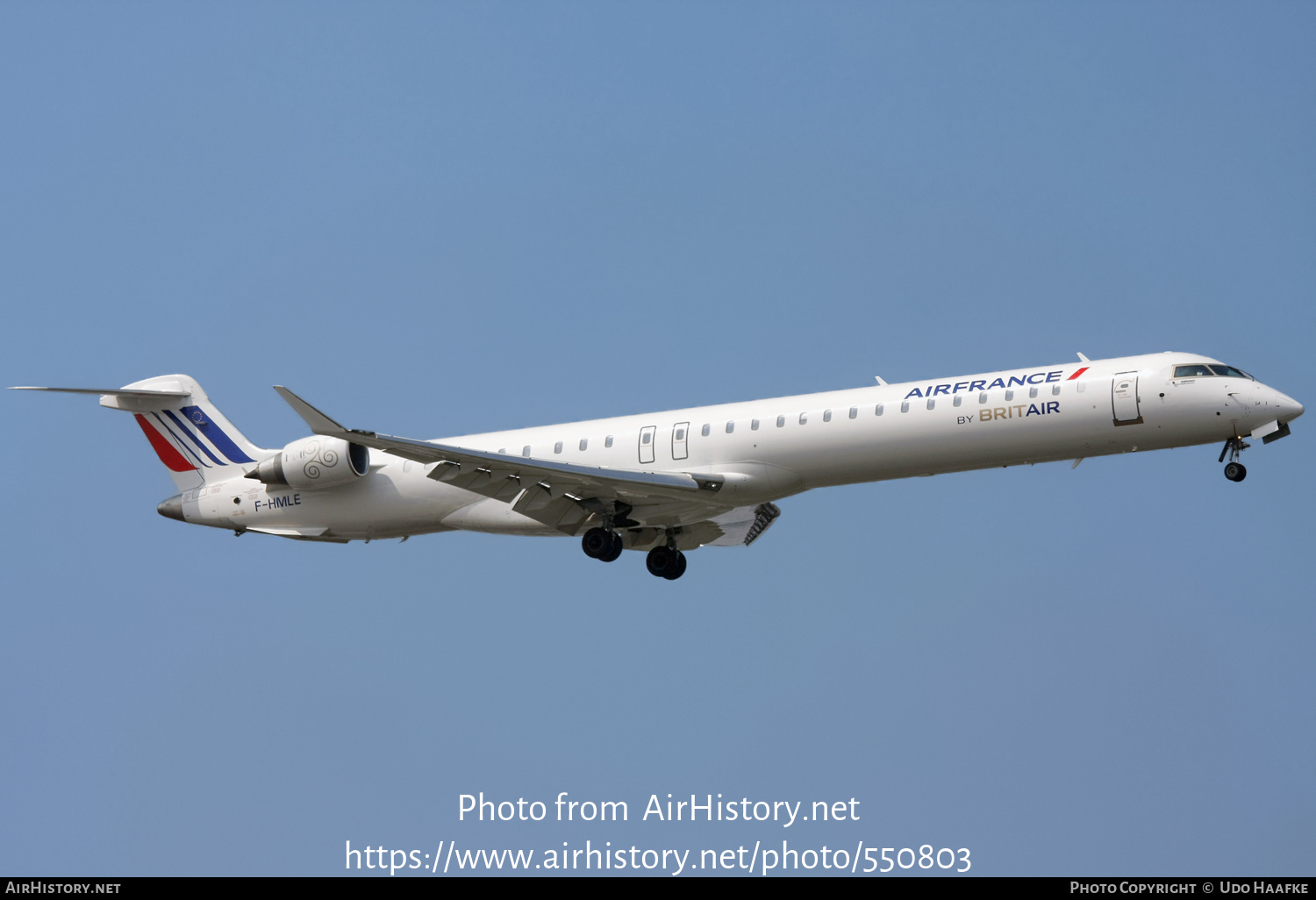 Aircraft Photo of F-HMLE | Bombardier CRJ-1000EL NG (CL-600-2E25) | Air France | AirHistory.net #550803