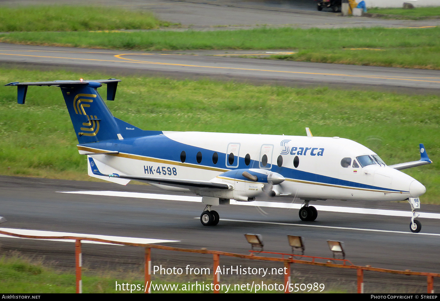 Aircraft Photo of HK-4598 | Beech 1900D | SEARCA - Servicio Aéreo de Capurgana | AirHistory.net #550989