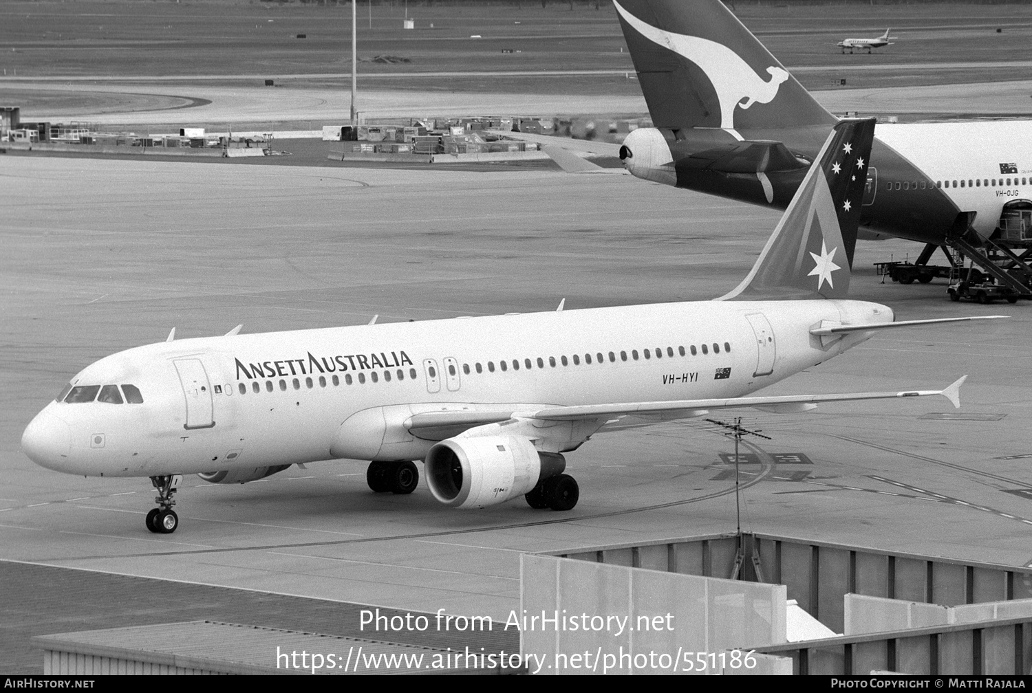 aircraft-photo-of-vh-hyi-airbus-a320-211-ansett-australia