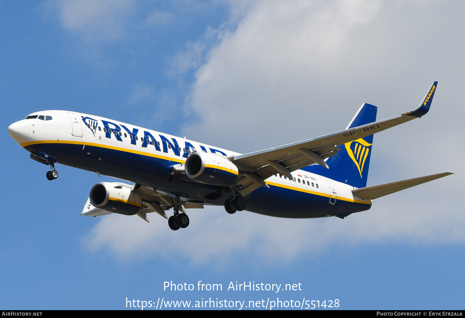 Aircraft Photo of SP-RKI | Boeing 737-800 | Ryanair | AirHistory.net #551428