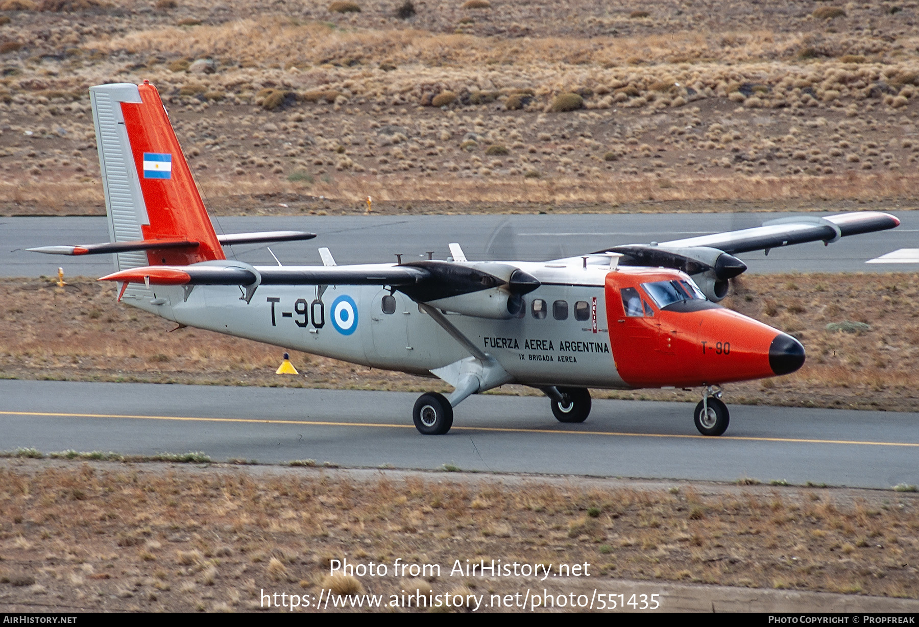 Aircraft Photo of T-90 | De Havilland Canada DHC-6-200 Twin Otter | Argentina - Air Force | AirHistory.net #551435