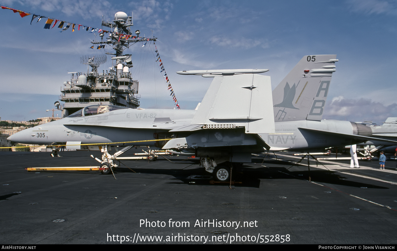 Aircraft Photo of 165205 | McDonnell Douglas F/A-18C Hornet | USA - Navy | AirHistory.net #552858