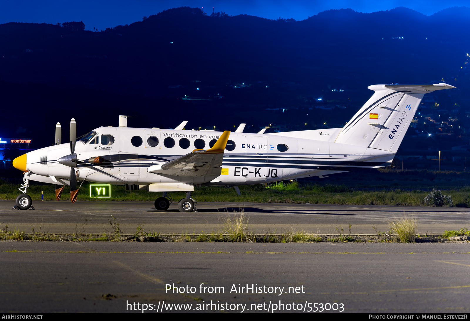 Aircraft Photo of EC-KJQ | Raytheon 350 King Air (B300) | AENA | AirHistory.net #553003