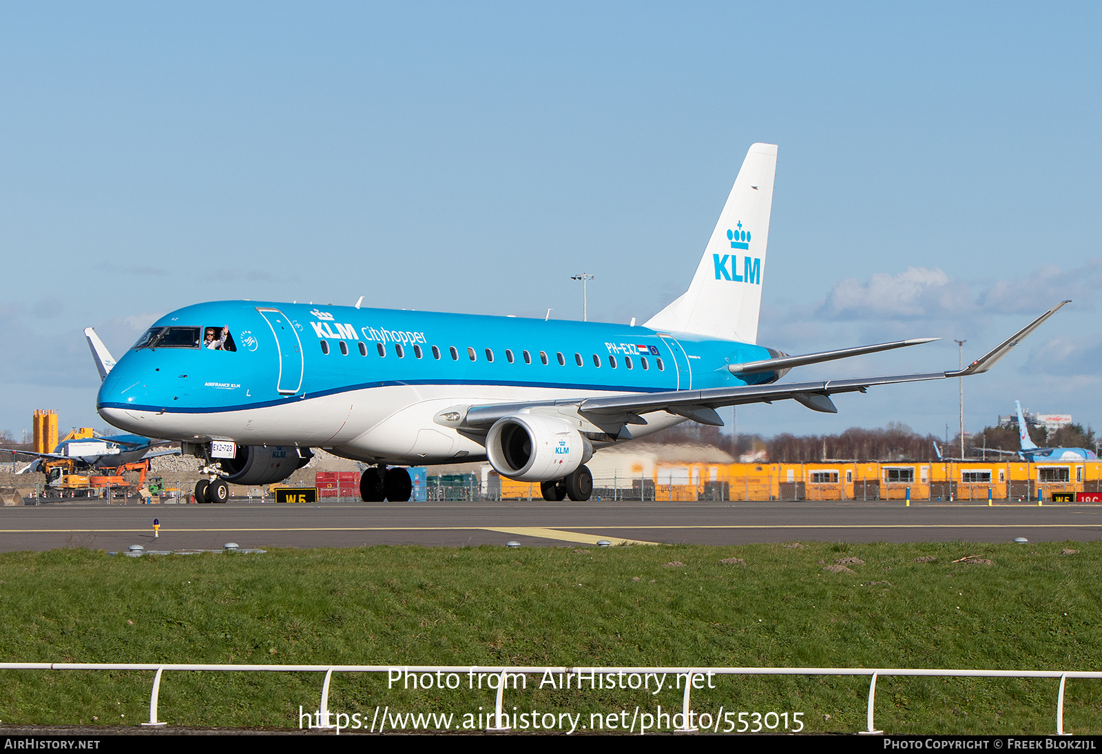 Aircraft Photo of PH-EXZ | Embraer 175STD (ERJ-170-200STD) | KLM Cityhopper | AirHistory.net #553015