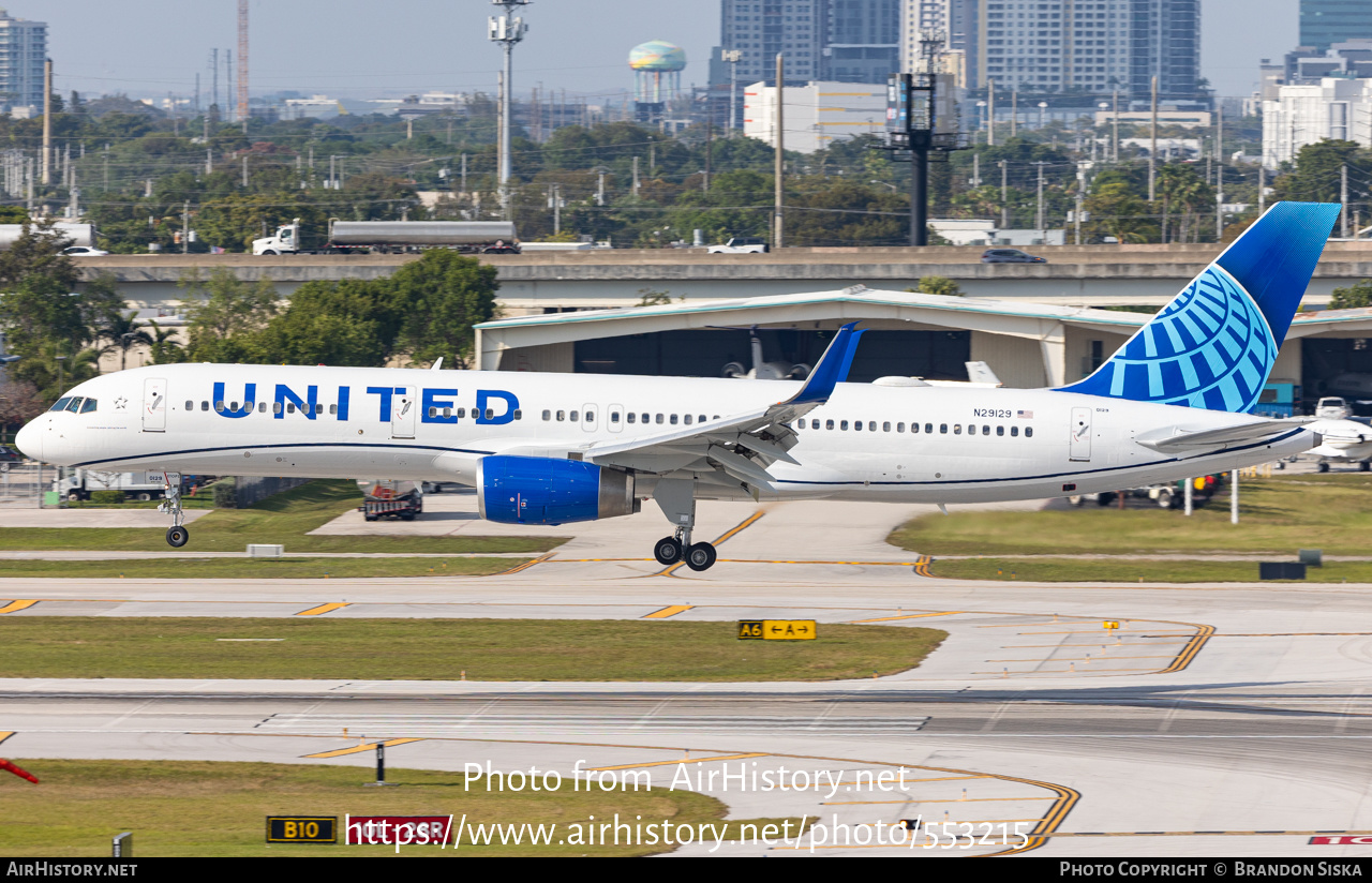 Aircraft Photo of N29129 | Boeing 757-224 | United Airlines | AirHistory.net #553215