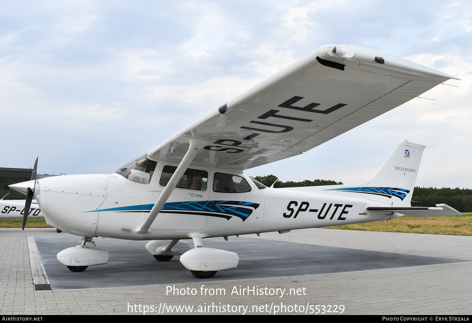 Aircraft Photo of SP-UTE | Cessna 172S Skyhawk SP | AirHistory.net #553229