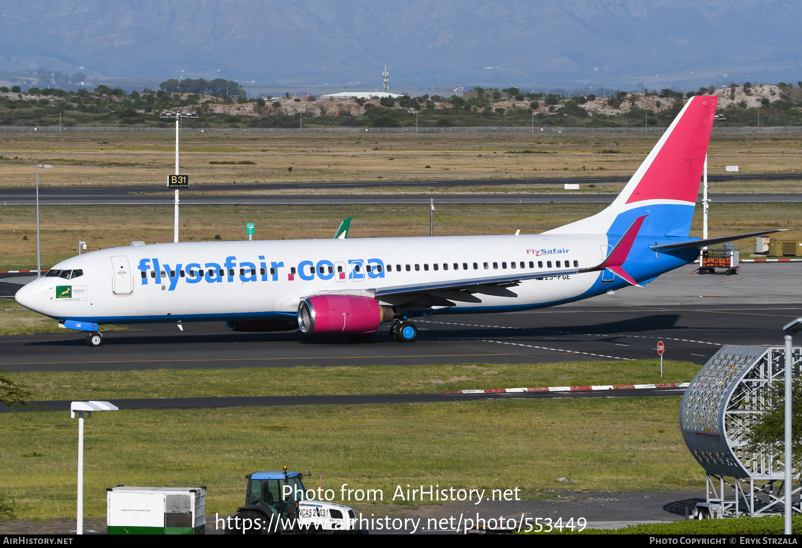 Aircraft Photo of ZS-FGE | Boeing 737-8EH | FlySafair | AirHistory.net #553449