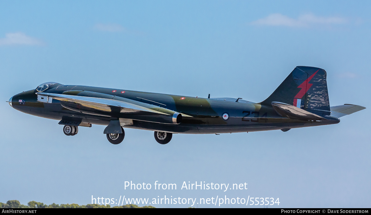 Aircraft Photo of VH-ZSQ / A84-234 | English Electric Canberra TT18 | Australia - Air Force | AirHistory.net #553534