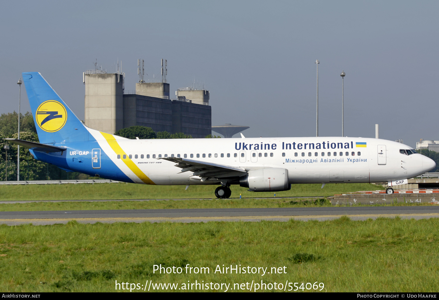 Aircraft Photo of UR-GAP | Boeing 737-4Z9 | Ukraine International Airlines | AirHistory.net #554069