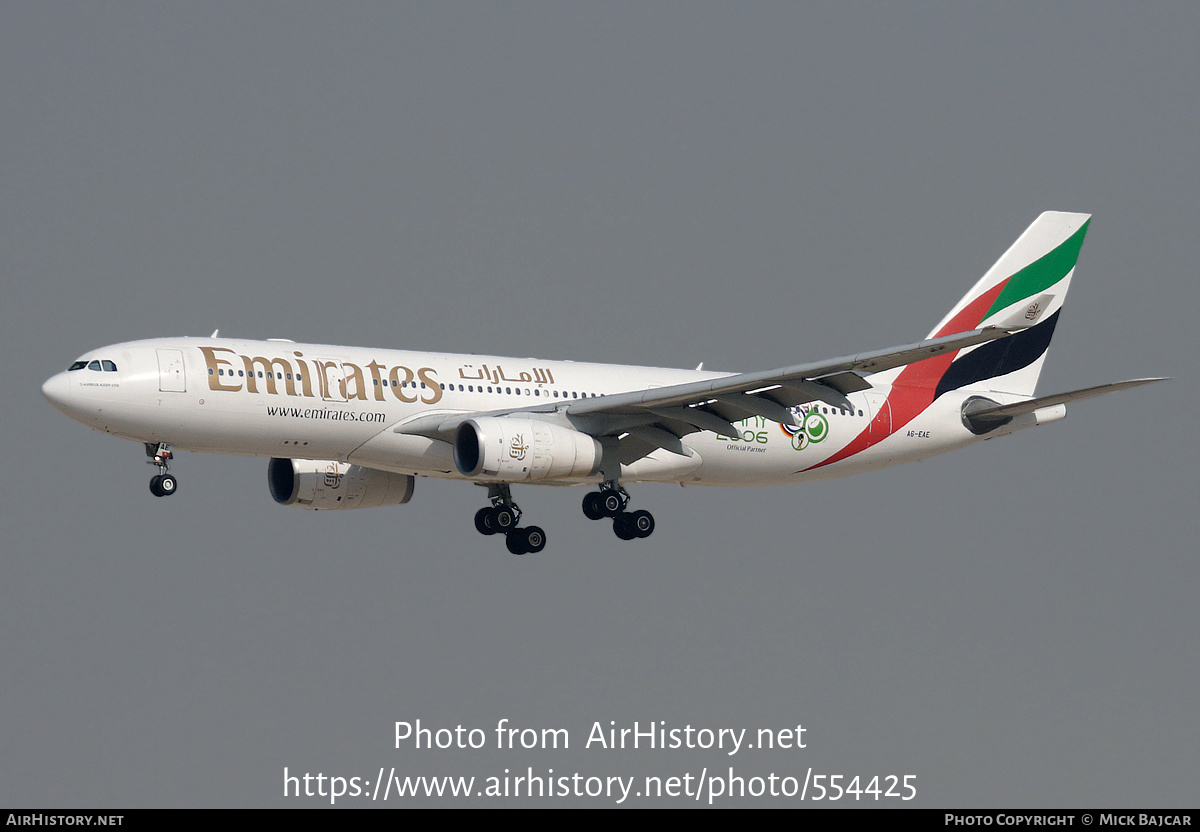 Aircraft Photo of A6-EAE | Airbus A330-243 | Emirates | AirHistory.net #554425