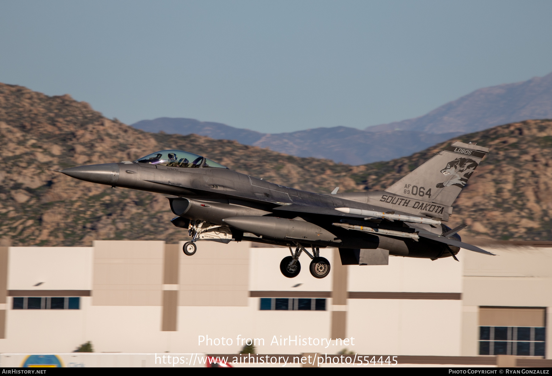 Aircraft Photo of 89-0064 / AF89-064 | General Dynamics F-16CM Fighting Falcon | USA - Air Force | AirHistory.net #554445