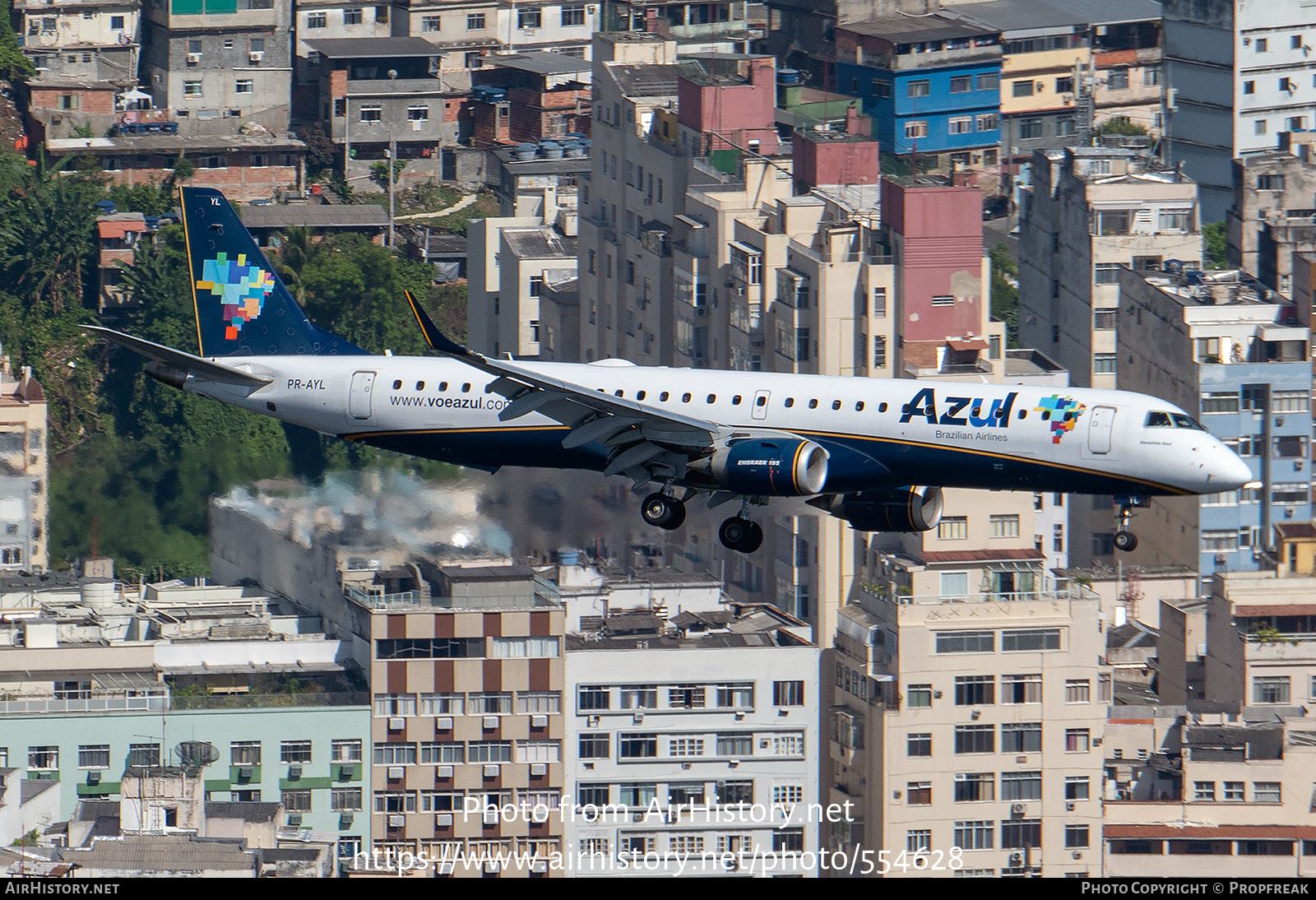 Aircraft Photo of PR-AYL | Embraer 195AR (ERJ-190-200IGW) | Azul Linhas Aéreas Brasileiras | AirHistory.net #554628