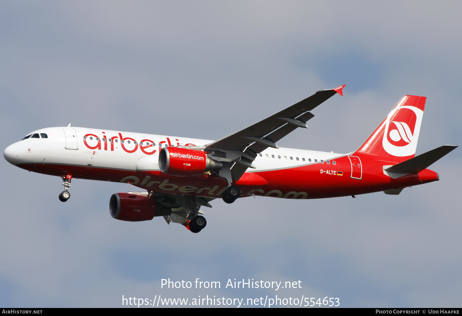 Aircraft Photo of D-ALTE | Airbus A320-214 | Air Berlin | AirHistory.net #554653