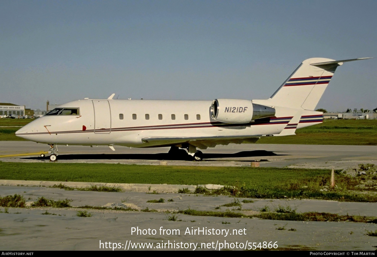 Aircraft Photo of N121DF | Bombardier Challenger 604 (CL-600-2B16) | AirHistory.net #554866