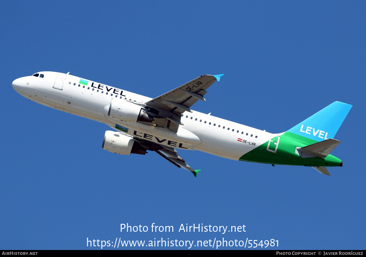 Aircraft Photo of OE-LVR | Airbus A320-214 | Level | AirHistory.net #554981