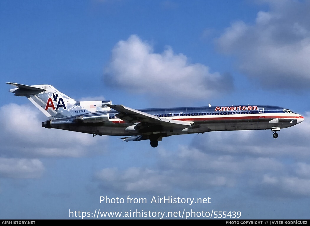 Aircraft Photo of N897AA | Boeing 727-223/Adv | American Airlines | AirHistory.net #555439