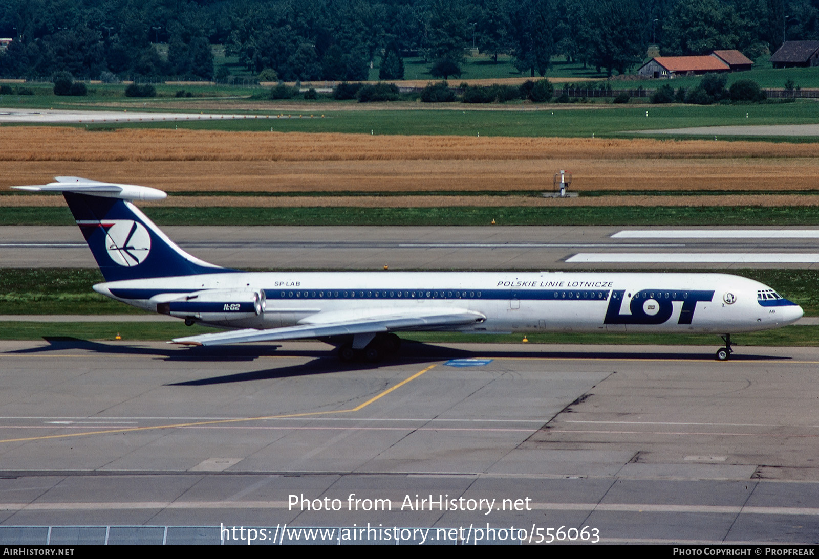 Aircraft Photo of SP-LAB | Ilyushin Il-62 | LOT Polish Airlines - Polskie Linie Lotnicze | AirHistory.net #556063