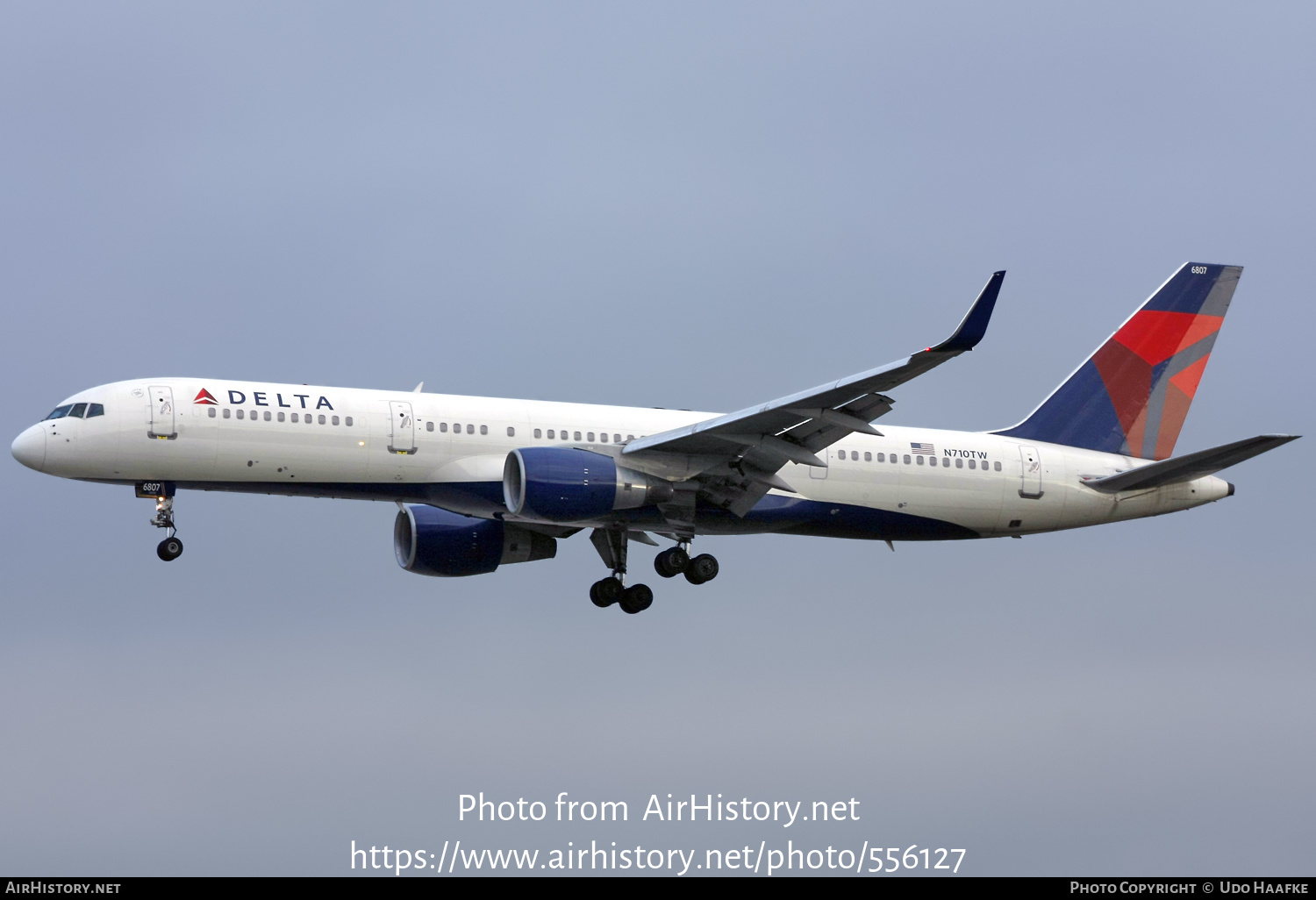 Aircraft Photo of N710TW | Boeing 757-2Q8 | Delta Air Lines | AirHistory.net #556127