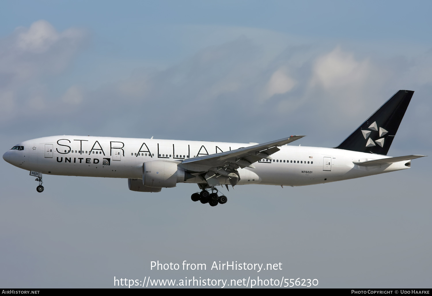 Aircraft Photo of N76021 | Boeing 777-224/ER | United Airlines | AirHistory.net #556230