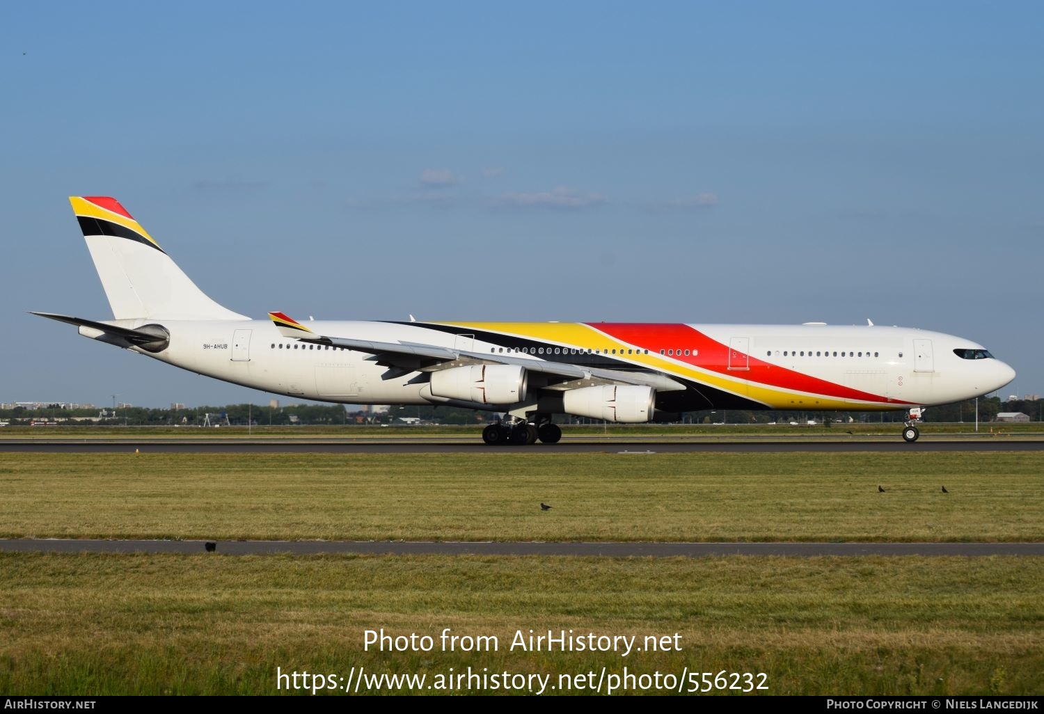 Aircraft Photo of 9H-AHUB | Airbus A340-313E | AirHistory.net #556232