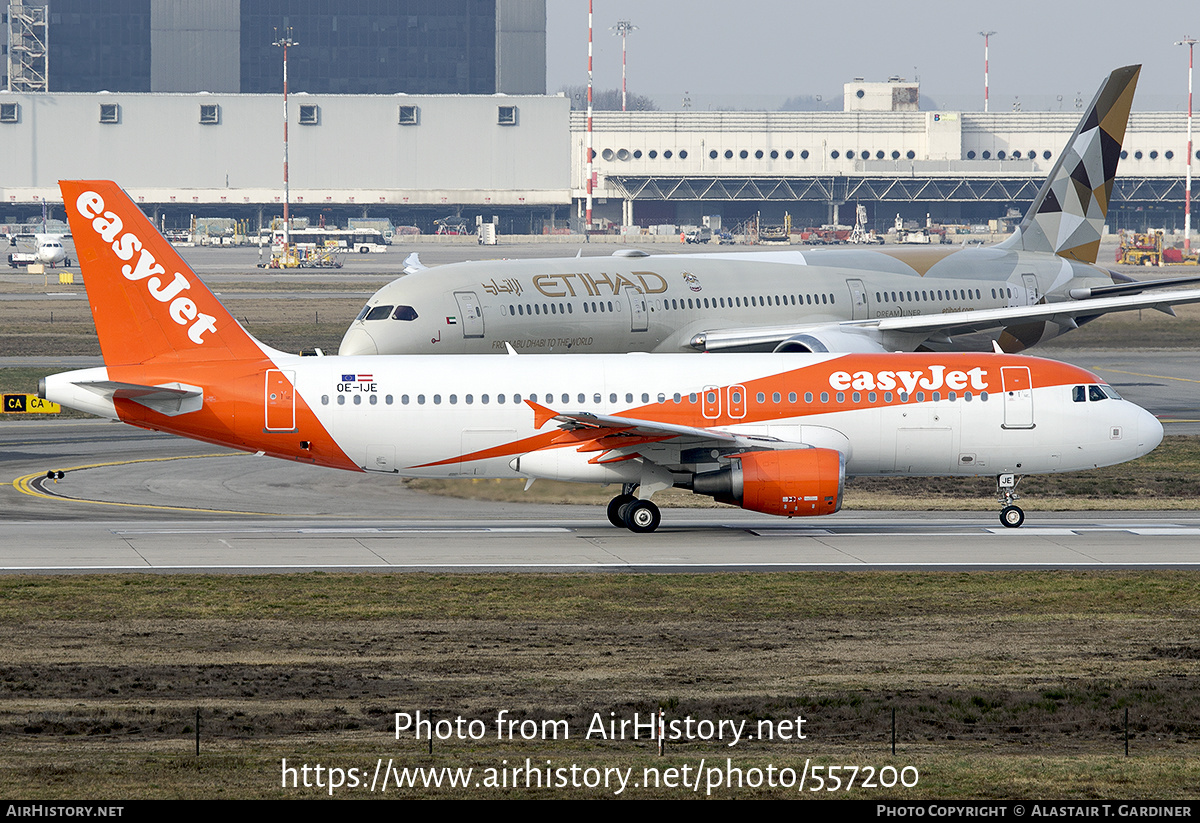 Aircraft Photo of OE-IJE | Airbus A320-214 | EasyJet | AirHistory.net #557200