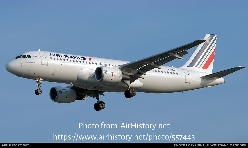 Aircraft Photo of F-GKXZ | Airbus A320-214 | Air France | AirHistory.net #557443