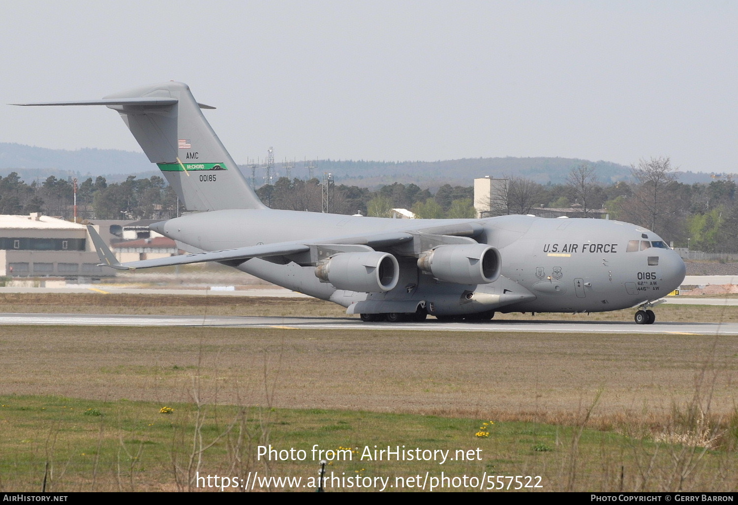 Aircraft Photo of 00-0185 / 00185 | Boeing C-17A Globemaster III | USA - Air Force | AirHistory.net #557522