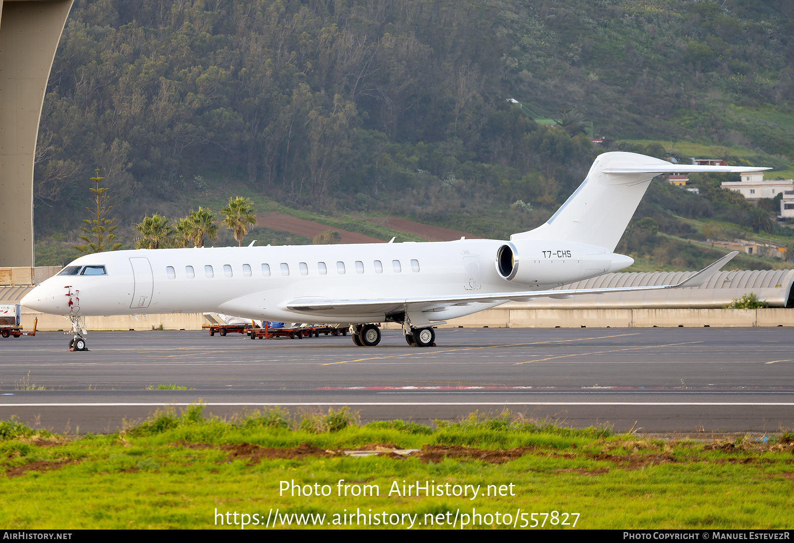 Aircraft Photo of T7-CHS | Bombardier Global 7500 (BD-700-2A12) | AirHistory.net #557827