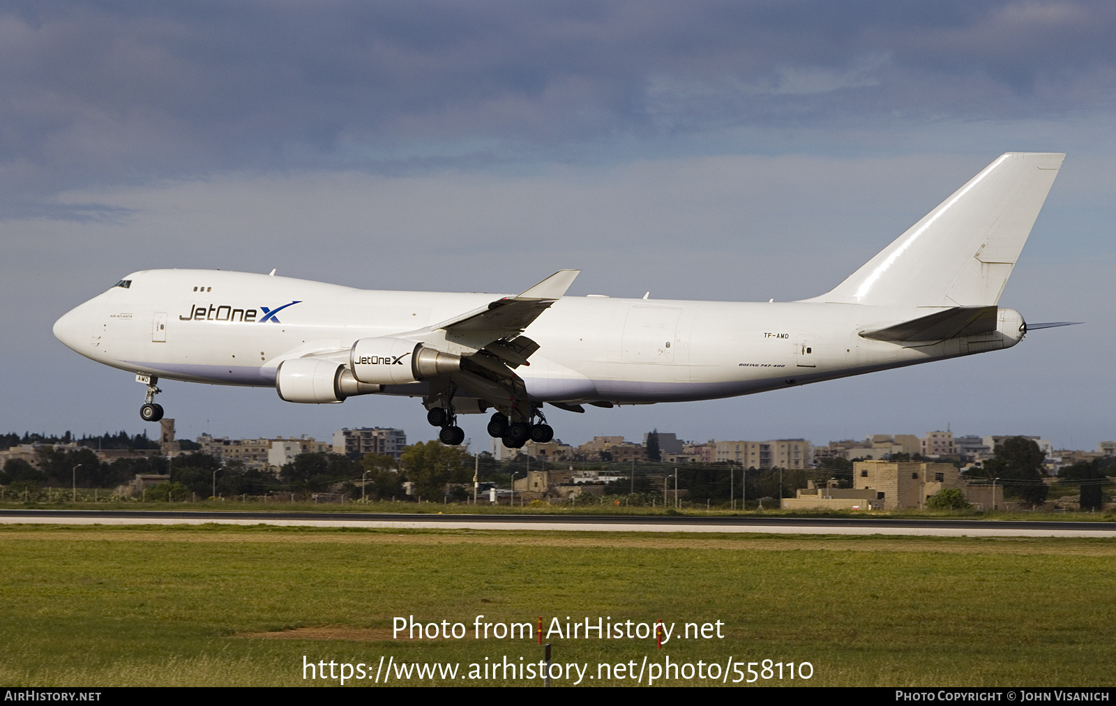 Aircraft Photo of TF-AMD | Boeing 747-409F/SCD | JetOneX | AirHistory.net #558110