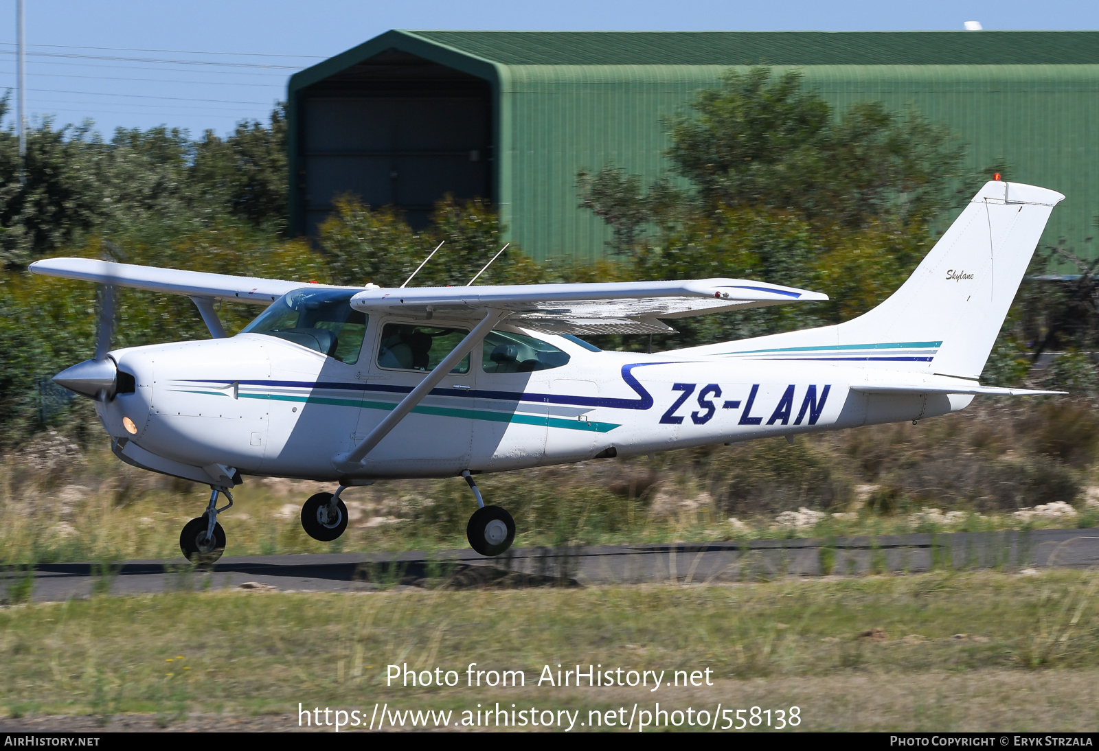 Aircraft Photo of ZS-LAN | Cessna TR182 Turbo Skylane RG | AirHistory.net #558138