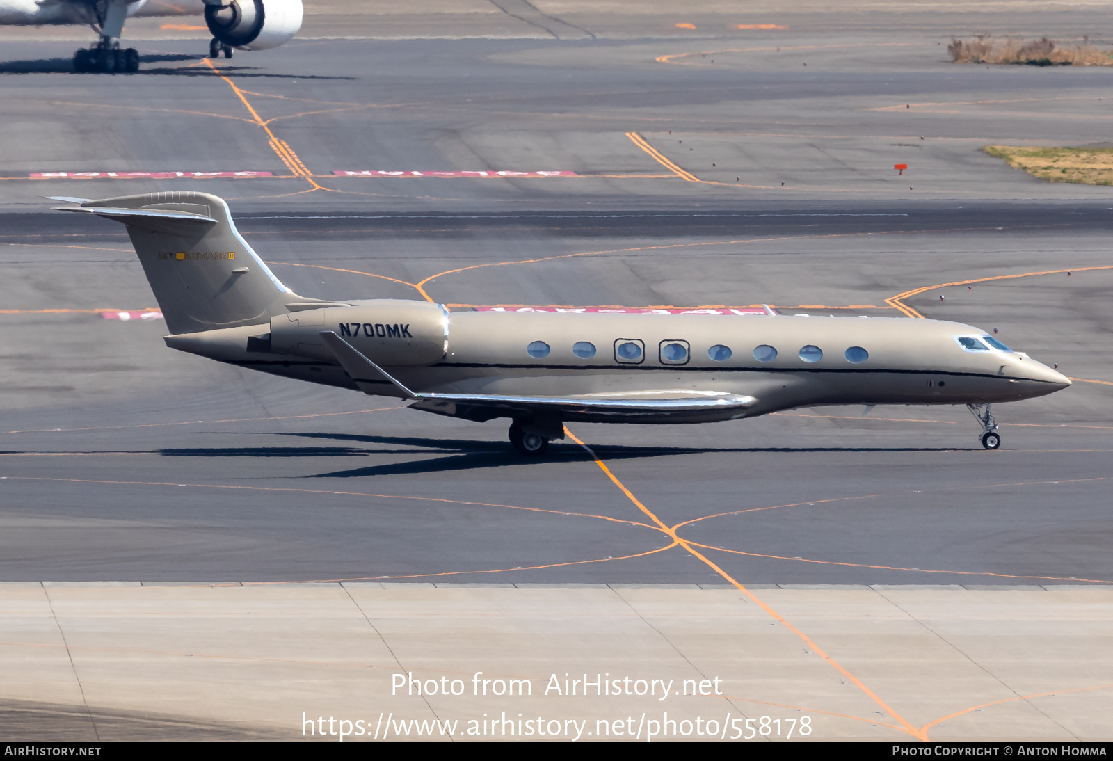 Aircraft Photo of N700MK | Gulfstream Aerospace G650ER (G-VI) | AirHistory.net #558178