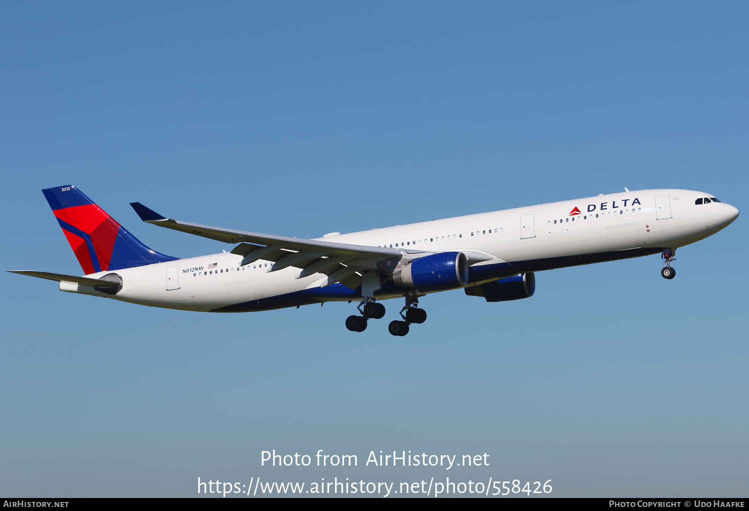 Aircraft Photo of N812NW | Airbus A330-323 | Delta Air Lines | AirHistory.net #558426