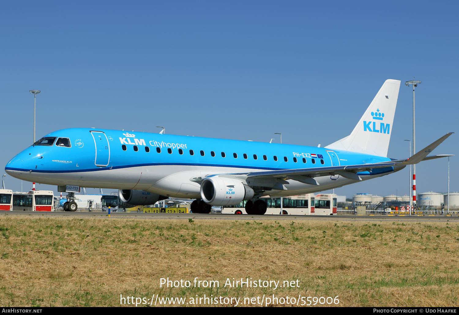 Aircraft Photo of PH-EXZ | Embraer 175STD (ERJ-170-200STD) | KLM Cityhopper | AirHistory.net #559006