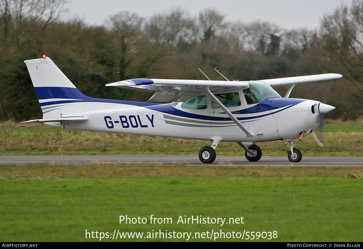 Aircraft Photo of G-BOLY | Cessna 172N Skyhawk | AirHistory.net #559038