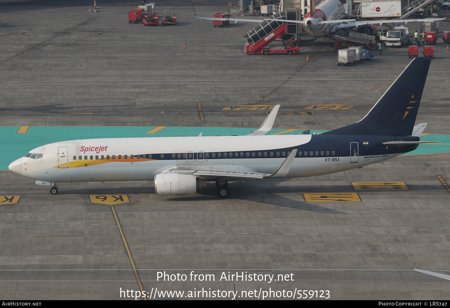 Aircraft Photo of VT-SYJ | Boeing 737-8AS | SpiceJet | AirHistory.net #559123