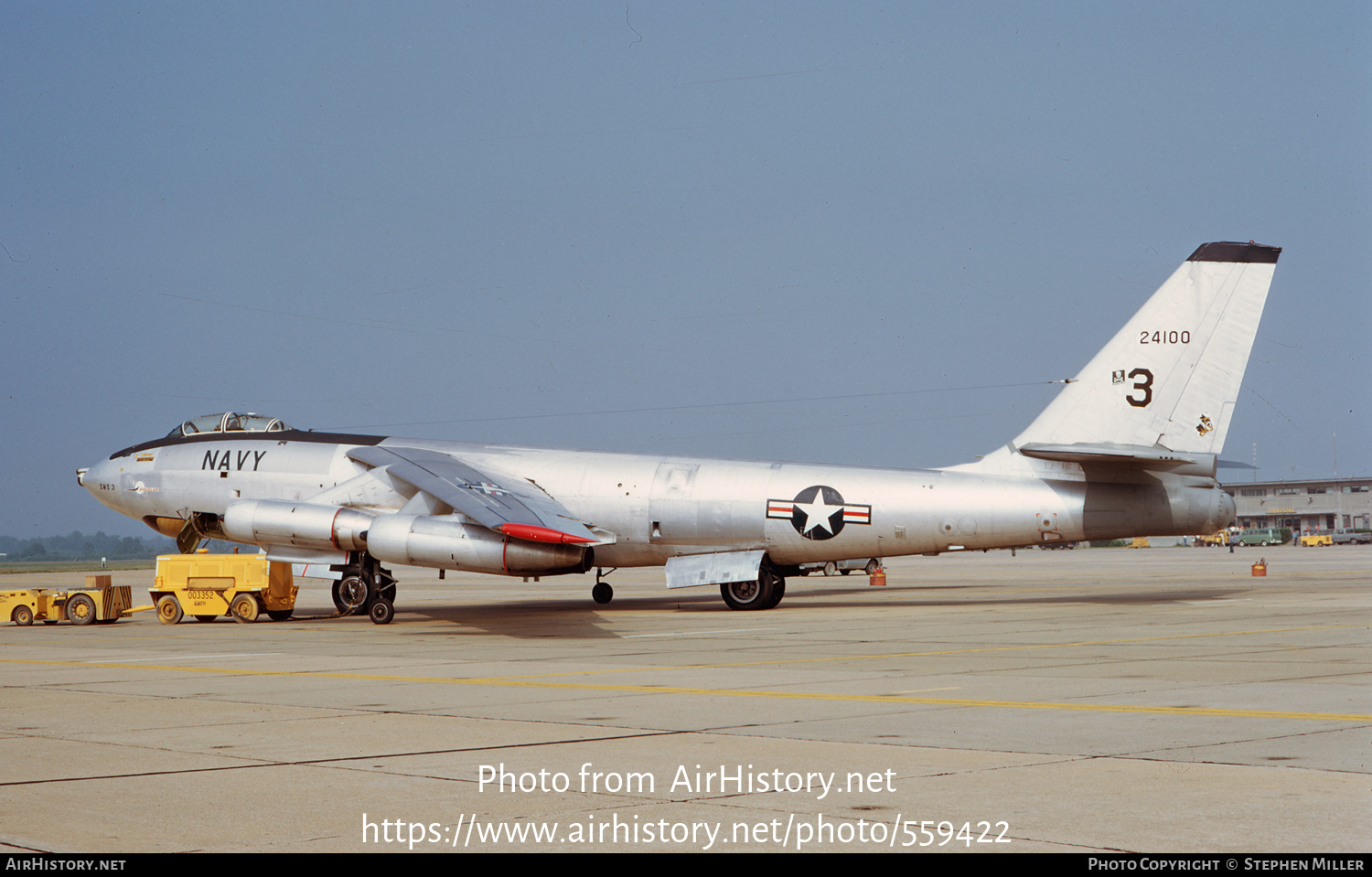 Aircraft Photo of 24100 | Boeing EB-47E Stratojet | USA - Navy | AirHistory.net #559422