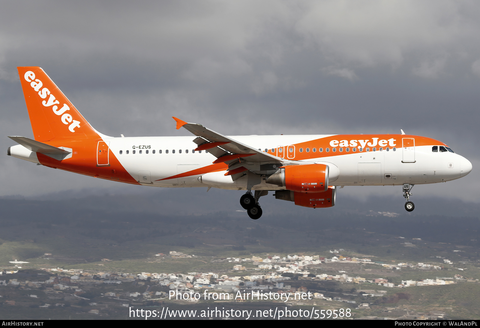 Aircraft Photo of G-EZUS | Airbus A320-214 | EasyJet | AirHistory.net #559588