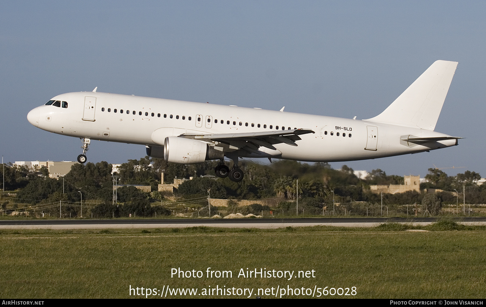 Aircraft Photo of 9H-SLD | Airbus A320-214 | AirHistory.net #560028