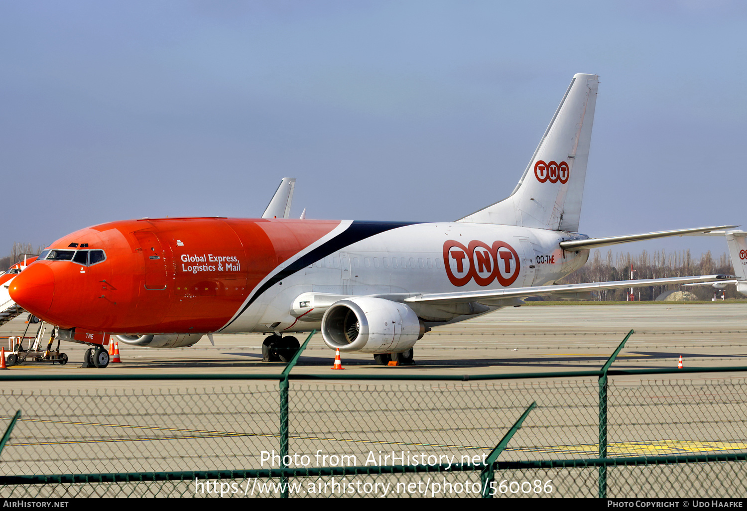 Aircraft Photo of OO-TNE | Boeing 737-3Q8(SF) | TNT Airways | AirHistory.net #560086