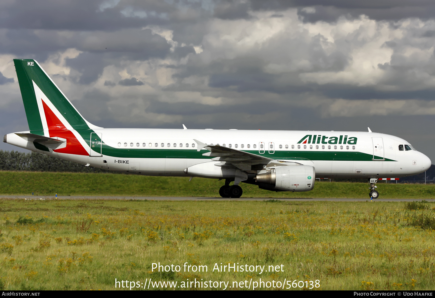 Aircraft Photo of I-BIKE | Airbus A320-214 | Alitalia | AirHistory.net #560138