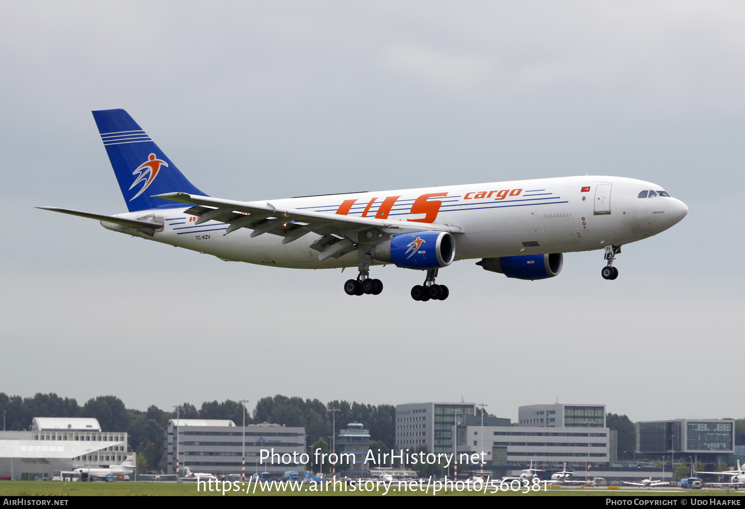 Aircraft Photo of TC-KZV | Airbus A300B4-203(F) | ULS Cargo | AirHistory.net #560381