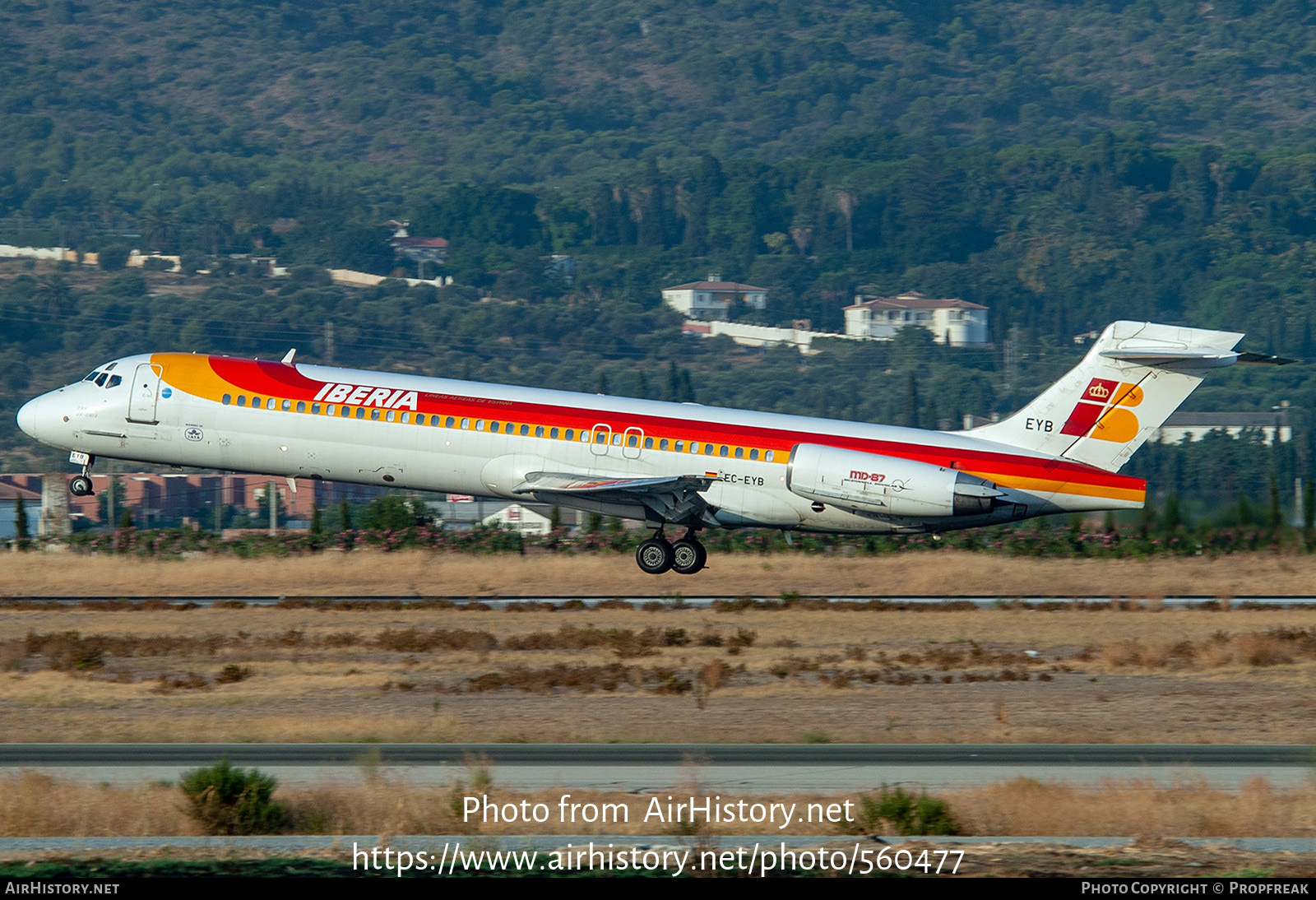 Aircraft Photo of EC-EYB | McDonnell Douglas MD-87 (DC-9-87) | Iberia | AirHistory.net #560477