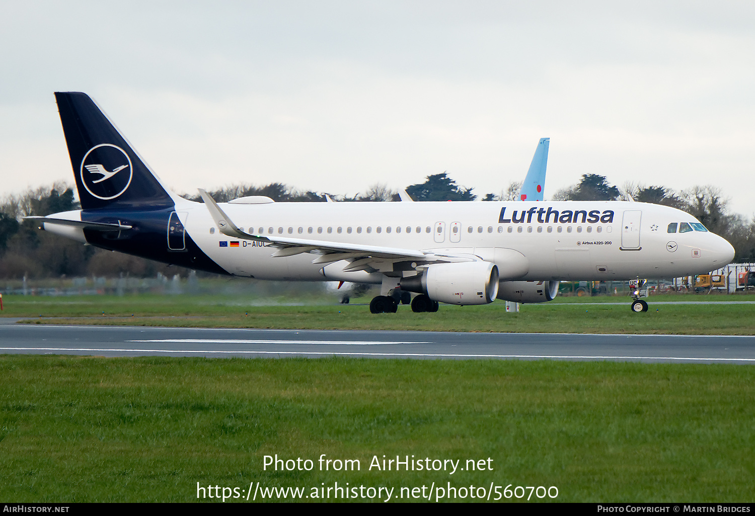 Aircraft Photo of D-AIUC | Airbus A320-214 | Lufthansa | AirHistory.net #560700