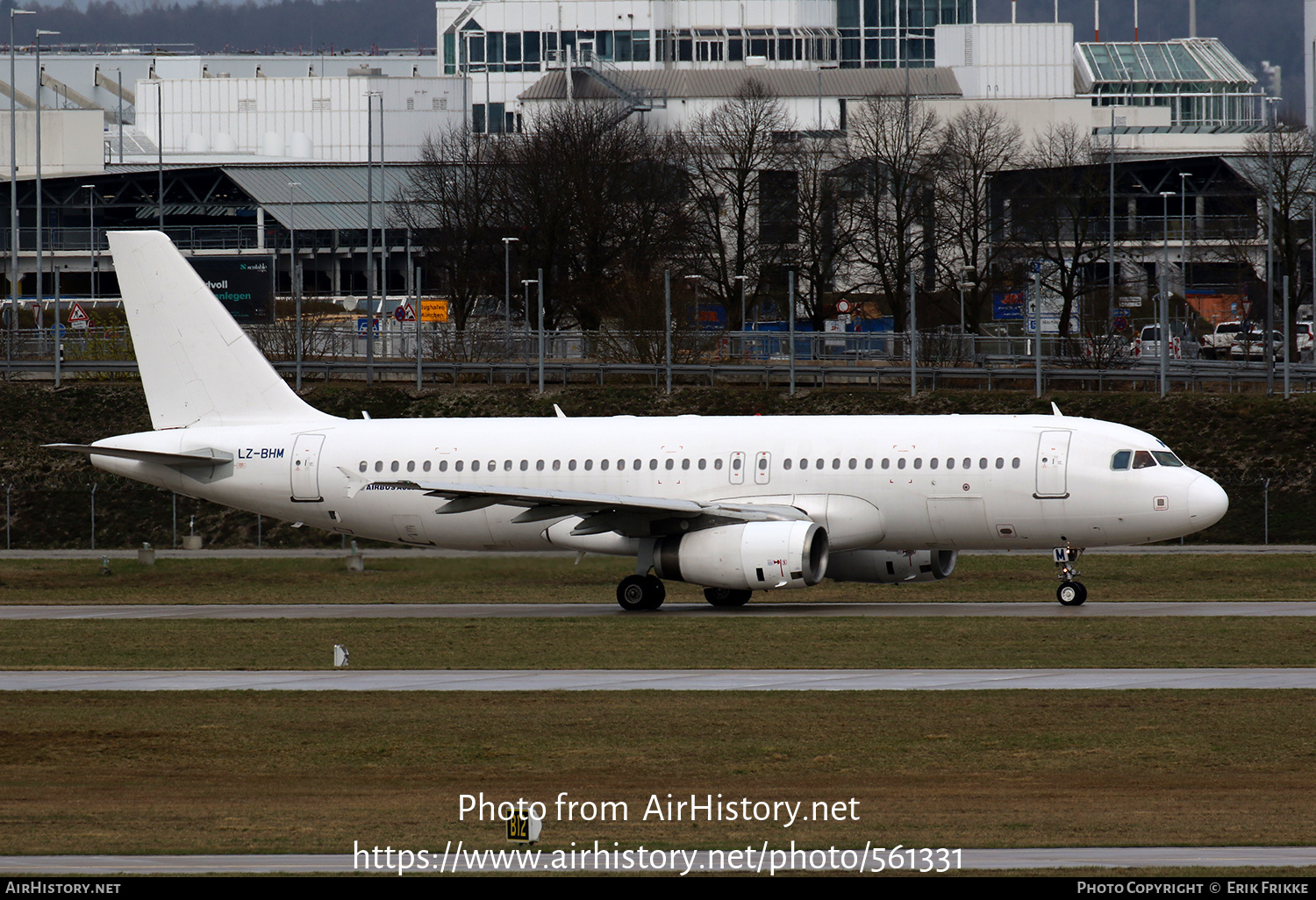 Aircraft Photo of LZ-BHM | Airbus A320-232 | AirHistory.net #561331