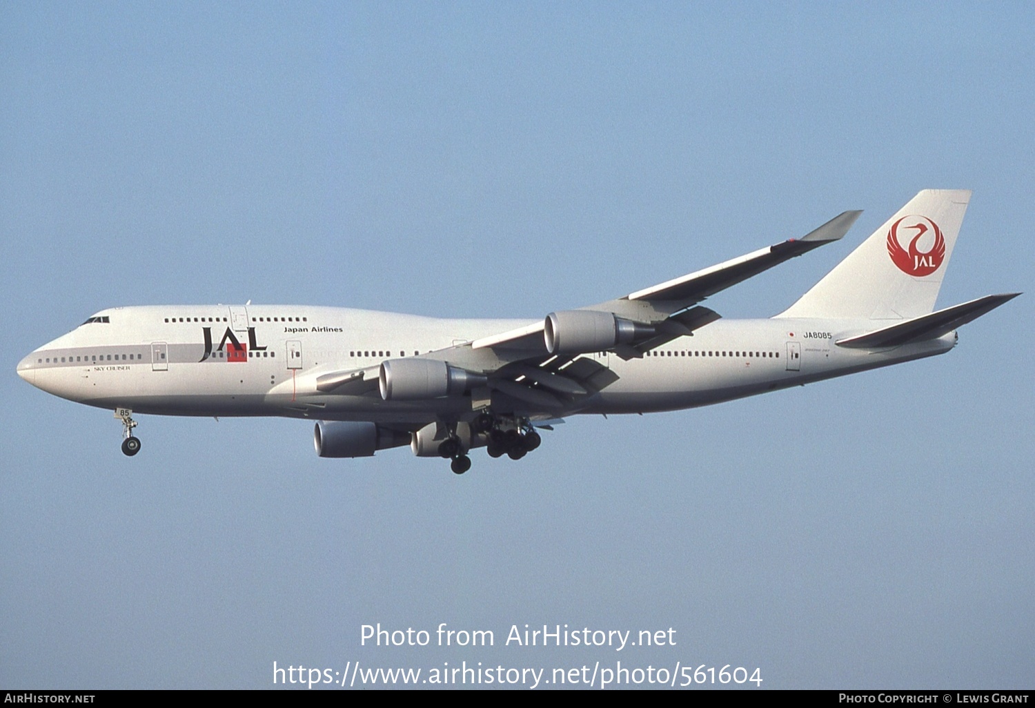 Aircraft Photo of JA8085 | Boeing 747-446 | Japan Airlines - JAL | AirHistory.net #561604