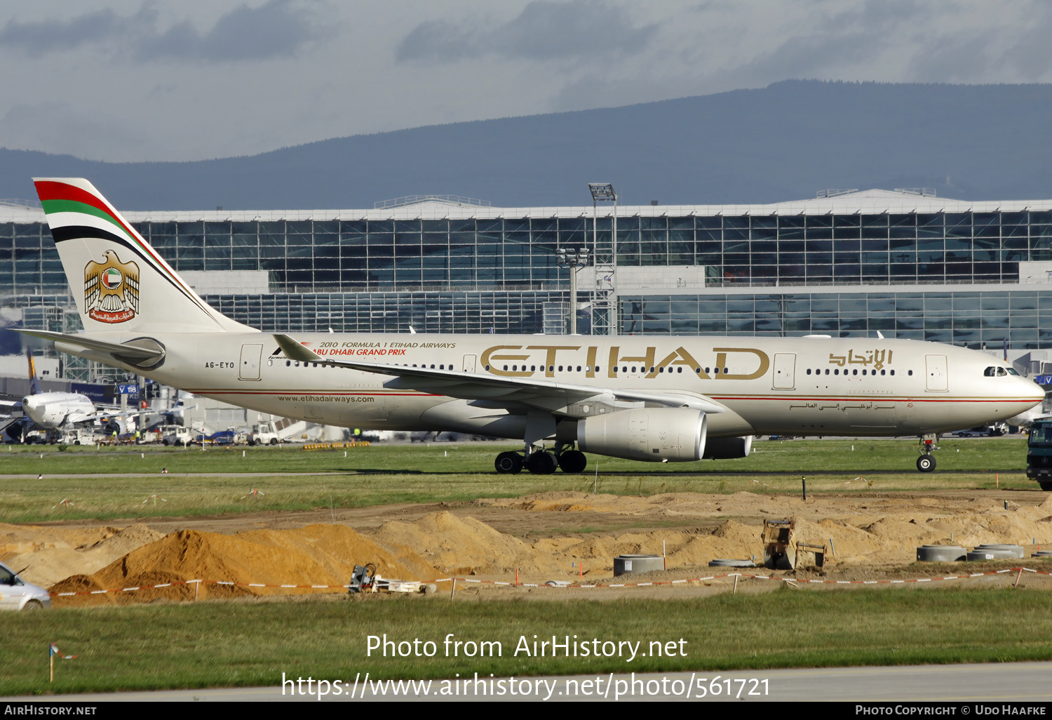 Aircraft Photo of A6-EYO | Airbus A330-243 | Etihad Airways | AirHistory.net #561721