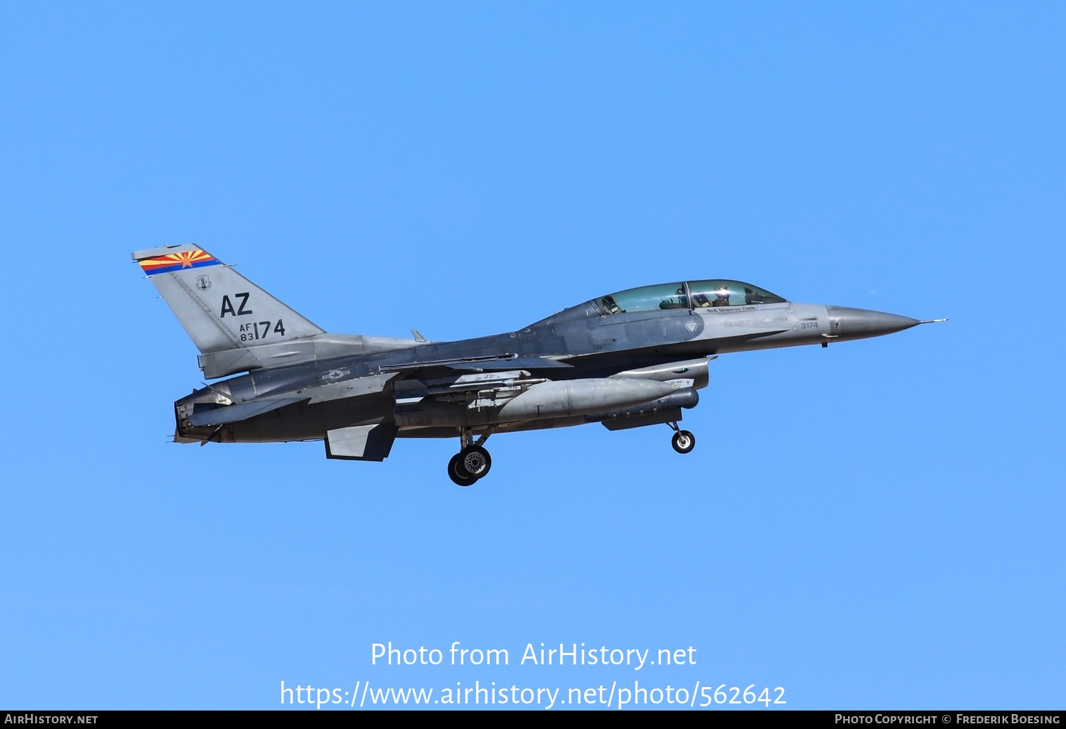 Aircraft Photo of 83-1174 | General Dynamics F-16D Fighting Falcon | USA - Air Force | AirHistory.net #562642