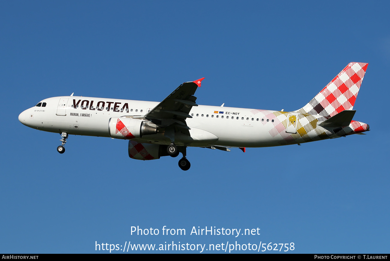 Aircraft Photo of EC-NOY | Airbus A320-214 | Volotea | AirHistory.net #562758