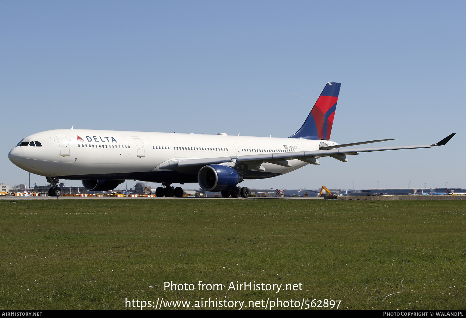 Aircraft Photo of N816NW | Airbus A330-323E | Delta Air Lines | AirHistory.net #562897