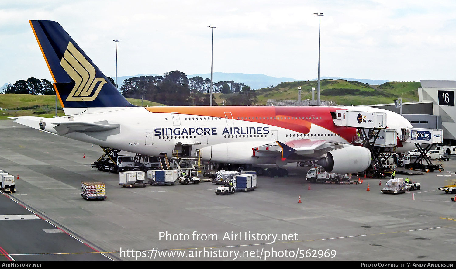 Aircraft Photo of 9V-SKJ | Airbus A380-841 | Singapore Airlines | AirHistory.net #562969